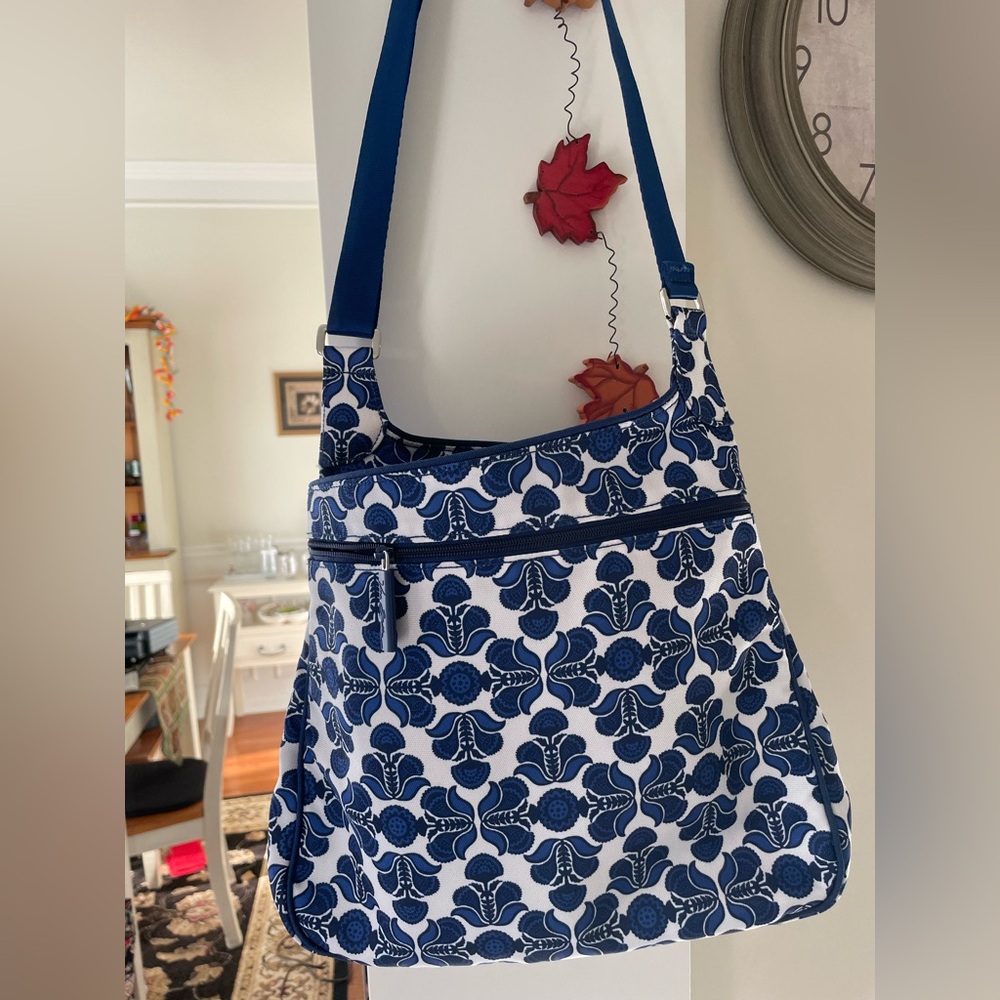 Vera Bradley Cobalt Tile Hipster,  NWOT